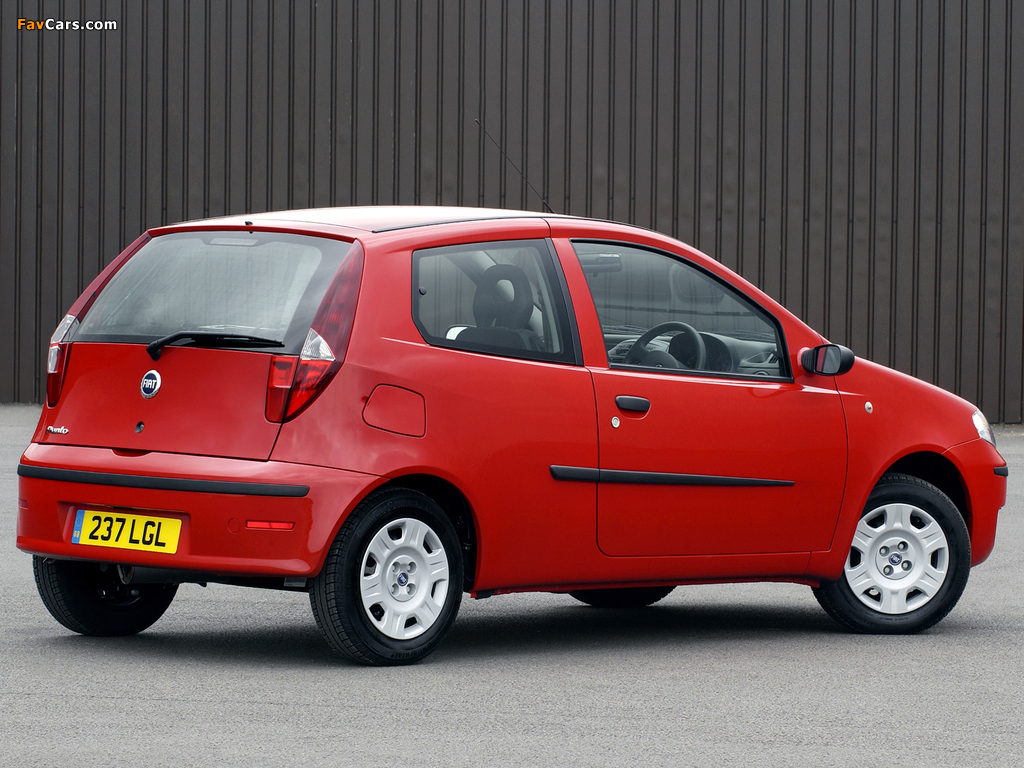 Fiat Punto 3-door UK-spec (188) 2003–05 images (1024 x 768)