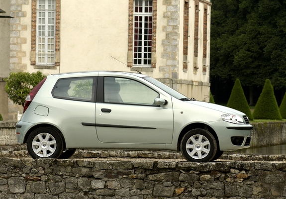 Fiat Punto 3-door (188) 2003–07 photos