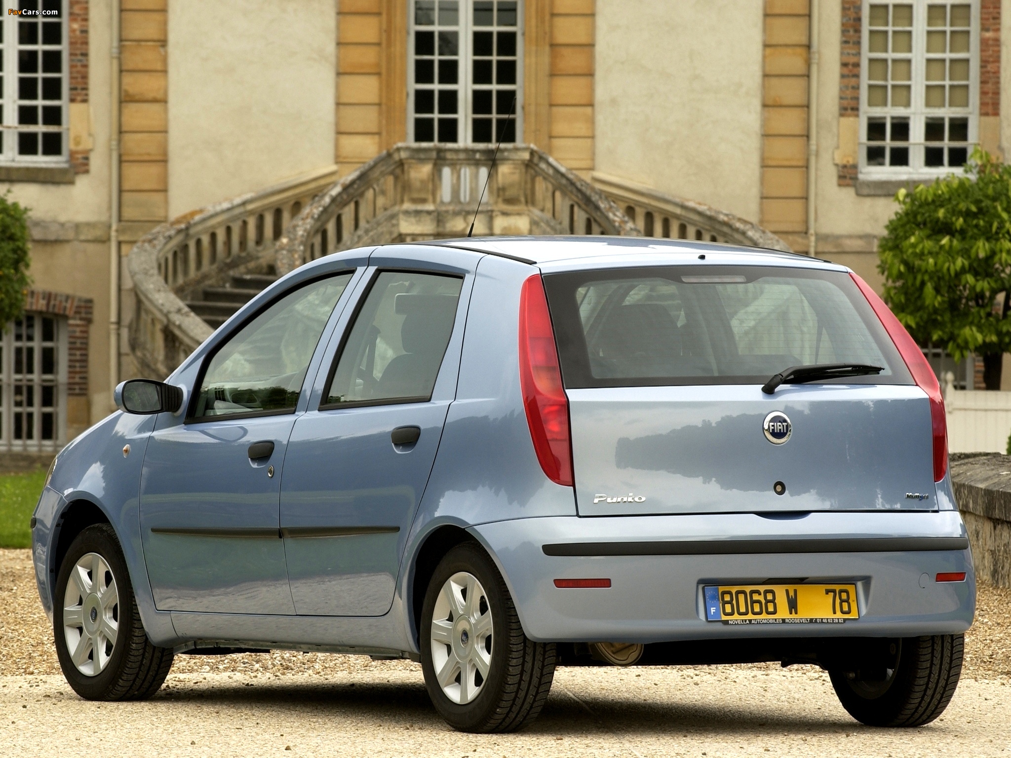 Fiat Punto 5-door (188) 2003–07 pictures (2048 x 1536)