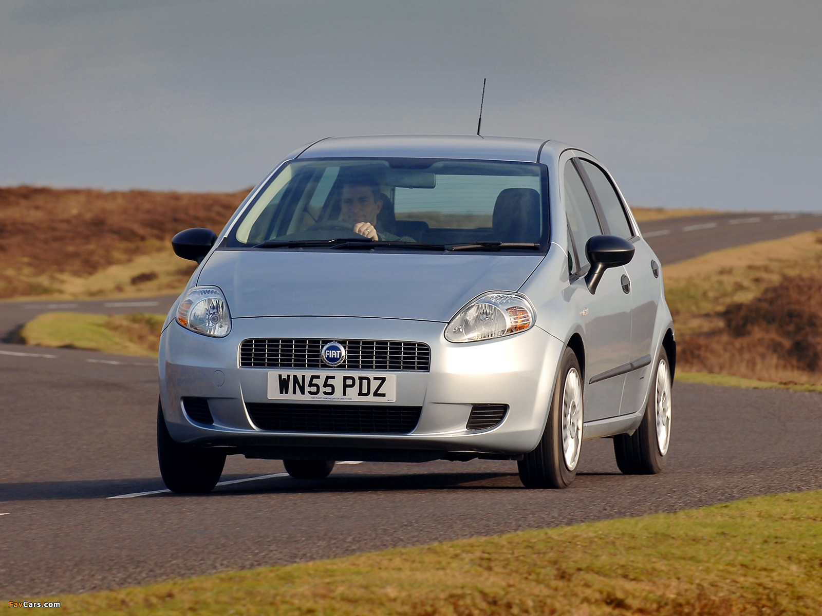 Fiat Grande Punto 5-door UK-spec (199) 2006–10 images (1600 x 1200)