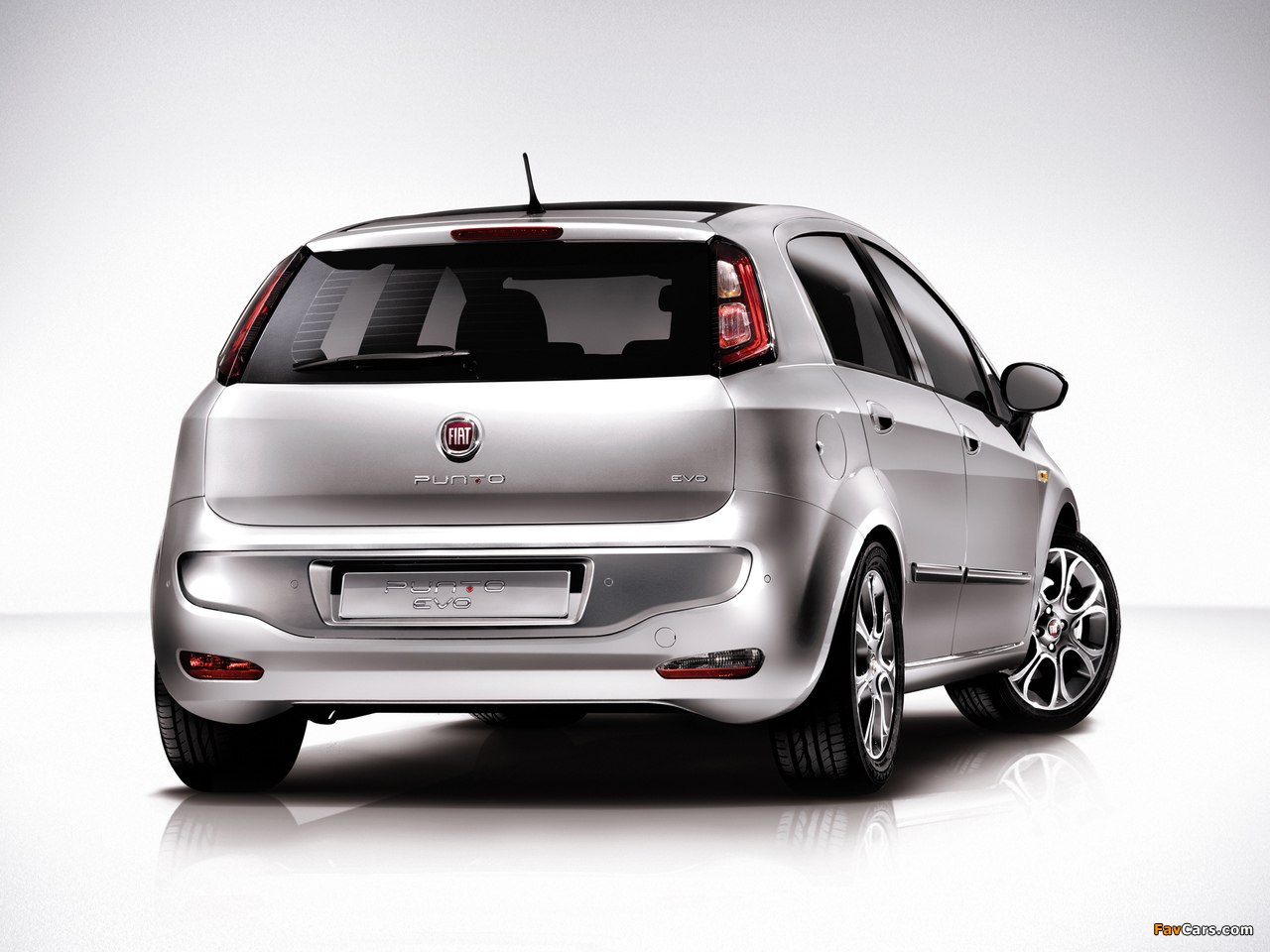 Fiat Punto Evo 5-door (199) 2009–12 photos (1280 x 960)