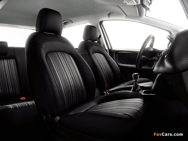 Fiat Punto MyLife (199) 2010–12 pictures (640 x 480)