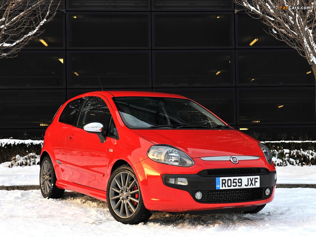 Fiat Punto Evo 3-door UK-spec (199) 2010–12 pictures (1024 x 768)