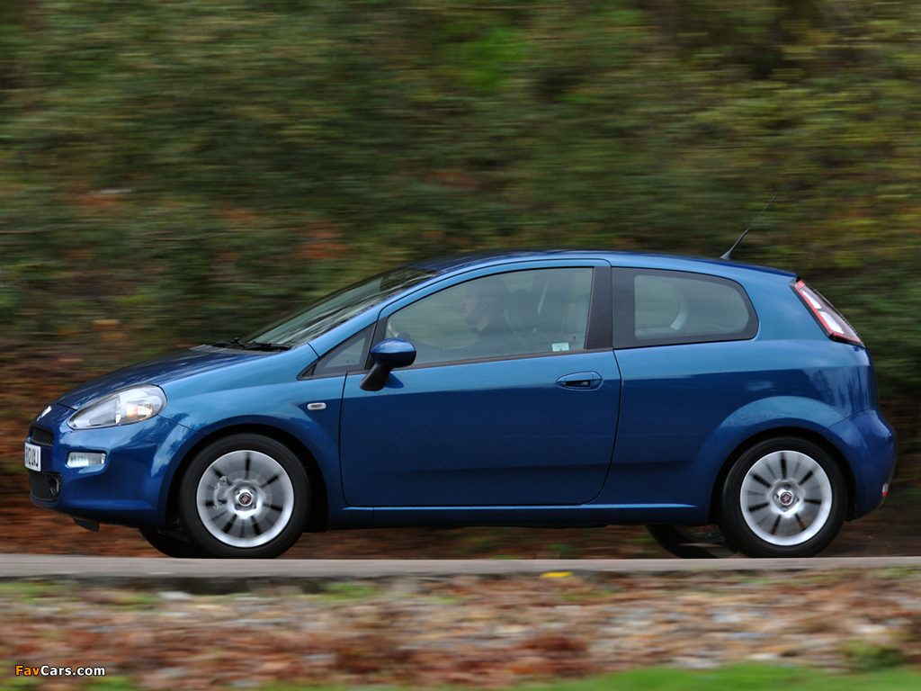 Fiat Punto 3-door UK-spec (199) 2012 images (1024 x 768)