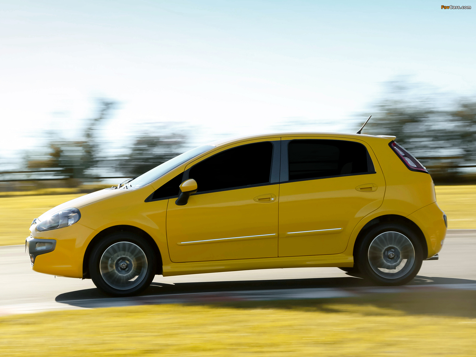 Fiat Punto Sporting BR-spec (310) 2012 pictures (1600 x 1200)