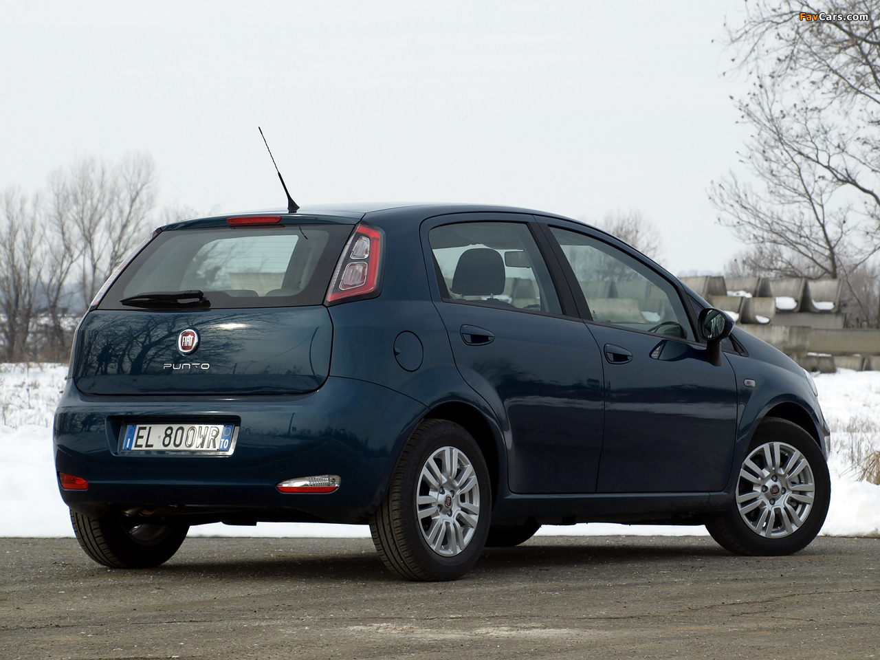 Fiat Punto 5-door (199) 2012 pictures (1280 x 960)