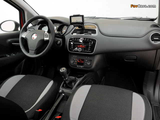 Fiat Punto TwinAir 5-door (199) 2012–13 wallpapers (640 x 480)