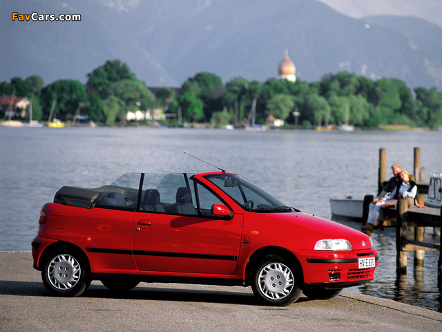 Images of Fiat Punto Cabrio ELX (176) 1994–2000 (640 x 480)