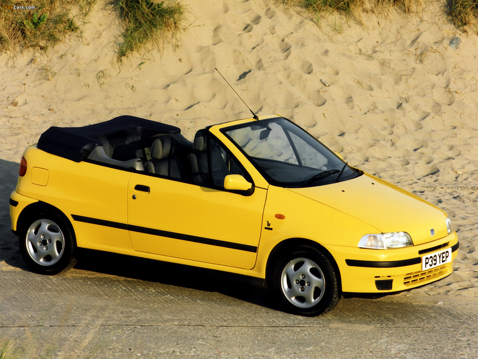 Images of Fiat Punto Cabrio ELX UK-spec (176) 1994–2000 (1600 x 1200)