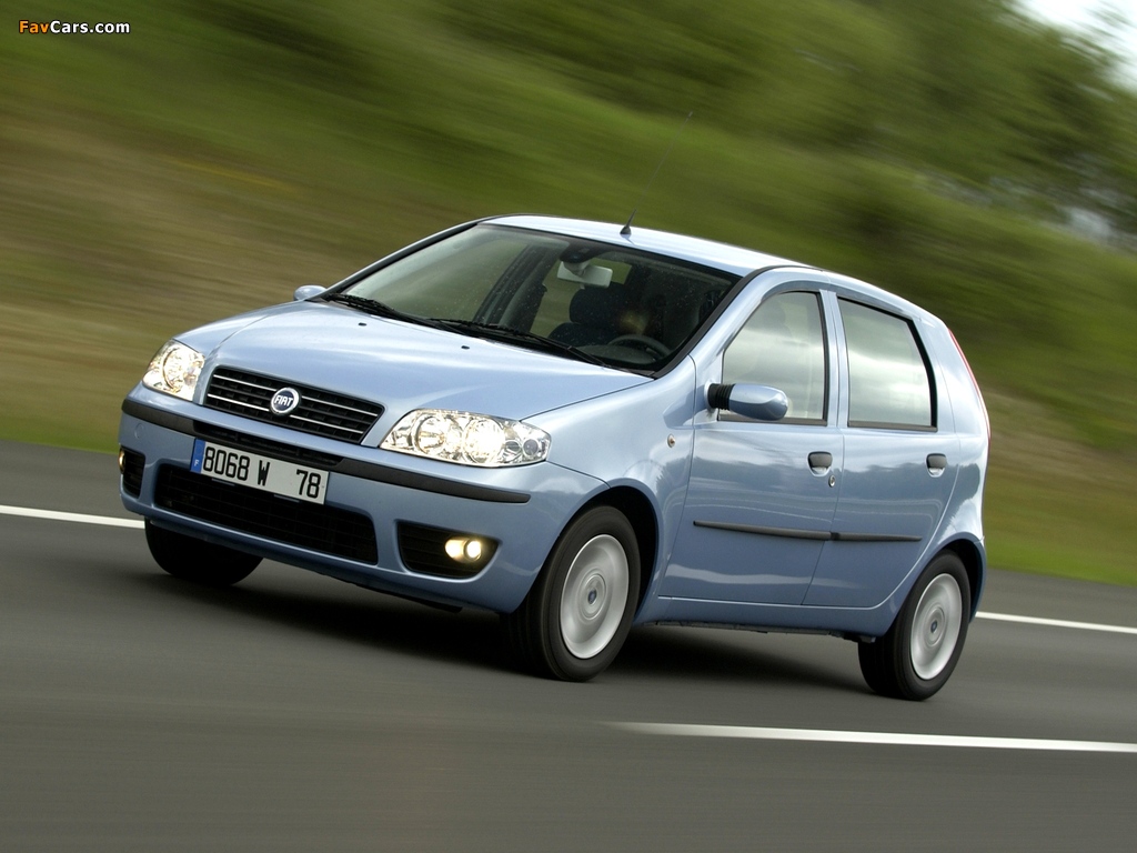 Images of Fiat Punto 5-door (188) 2003–07 (1024 x 768)