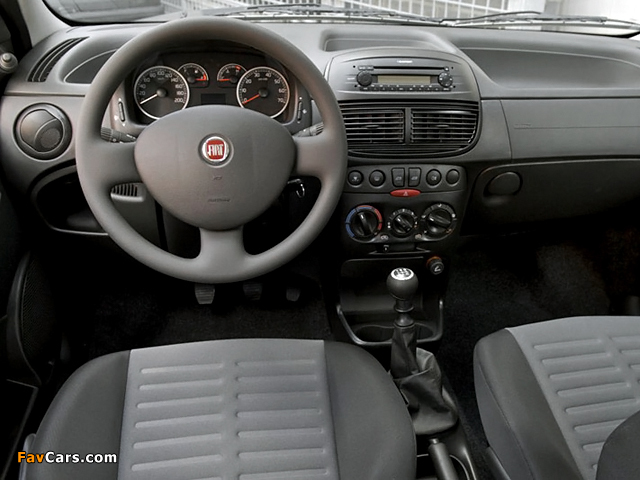 Images of Fiat Punto Classic 3-door (188) 2007–10 (640 x 480)