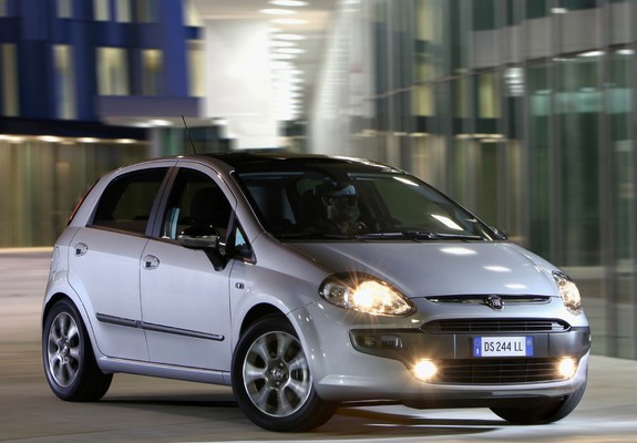 Images of Fiat Punto Evo 5-door (199) 2009–12