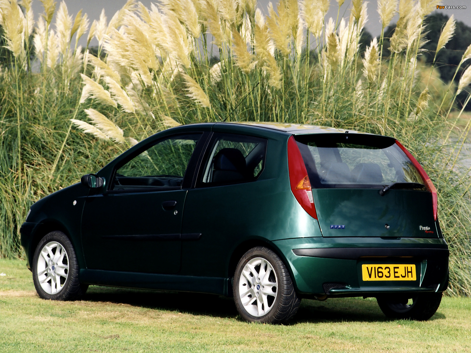 Photos of Fiat Punto Sporting UK-spec (188) 1999–2003 (1600 x 1200)