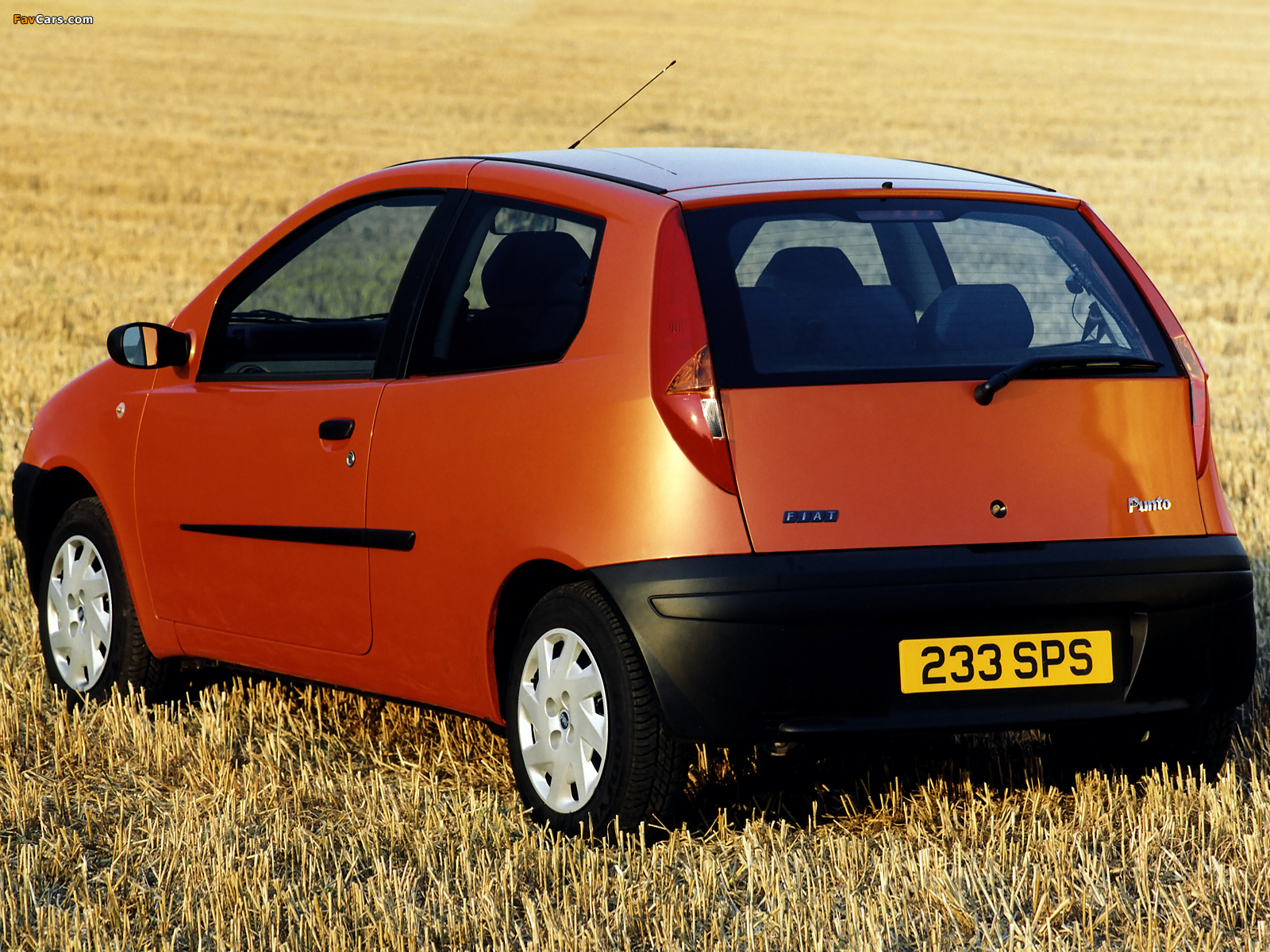 Photos of Fiat Punto 3-door UK-spec (188) 1999–2003 (1600 x 1200)