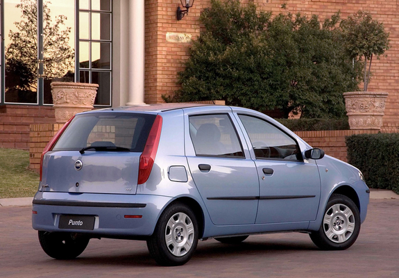 Photos of Fiat Punto 5-door ZA-spec (188) 2003–05