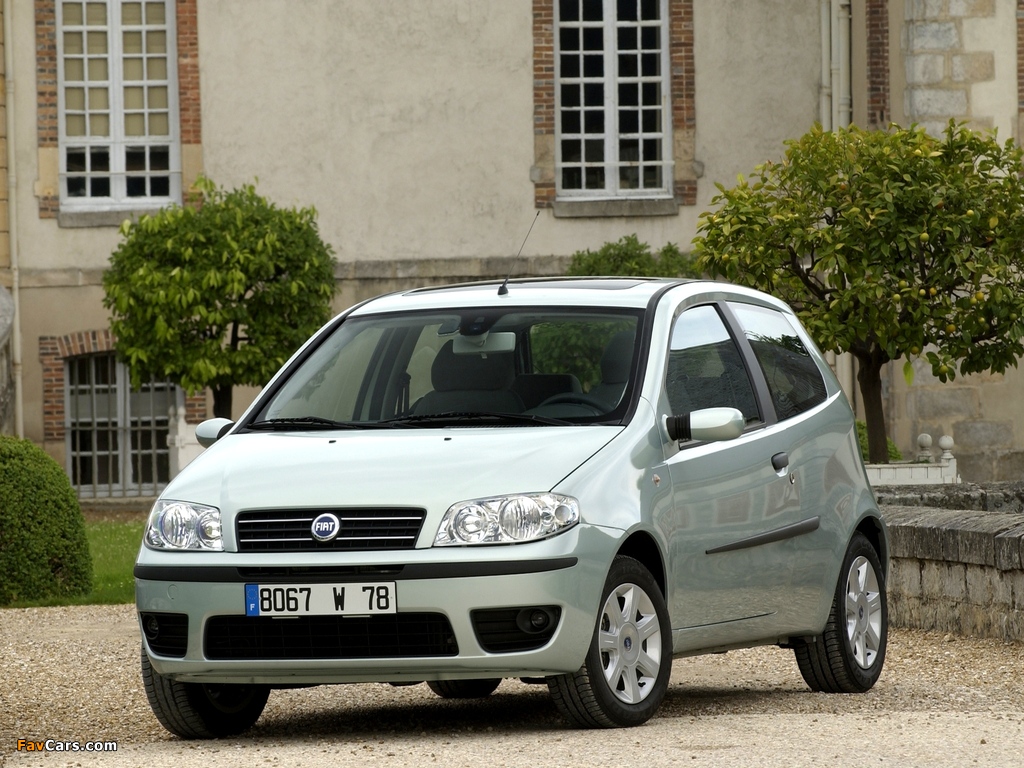 Photos of Fiat Punto 3-door (188) 2003–07 (1024 x 768)
