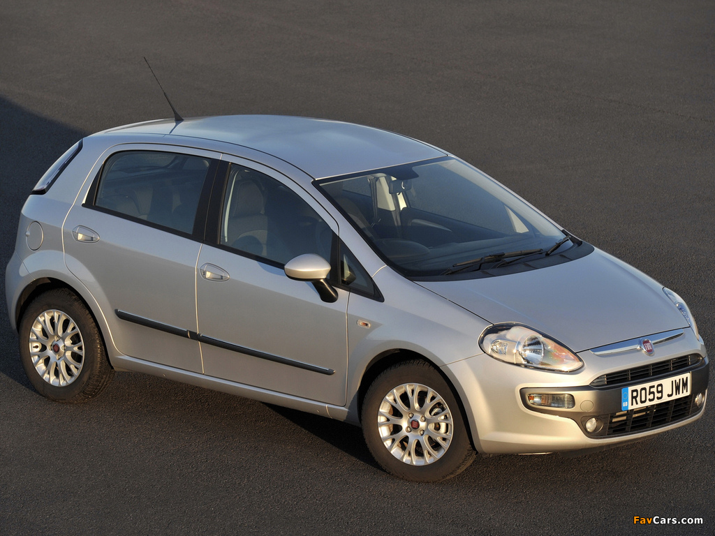 Photos of Fiat Punto Evo 5-door UK-spec (199) 2010–12 (1024 x 768)