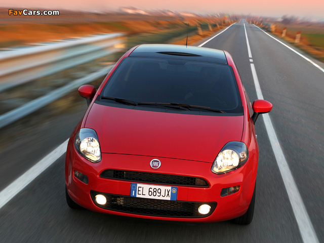 Photos of Fiat Punto 3-door (199) 2012 (640 x 480)