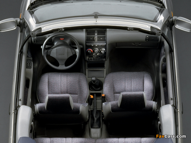 Pictures of Fiat Punto Cabrio ELX (176) 1994–2000 (640 x 480)