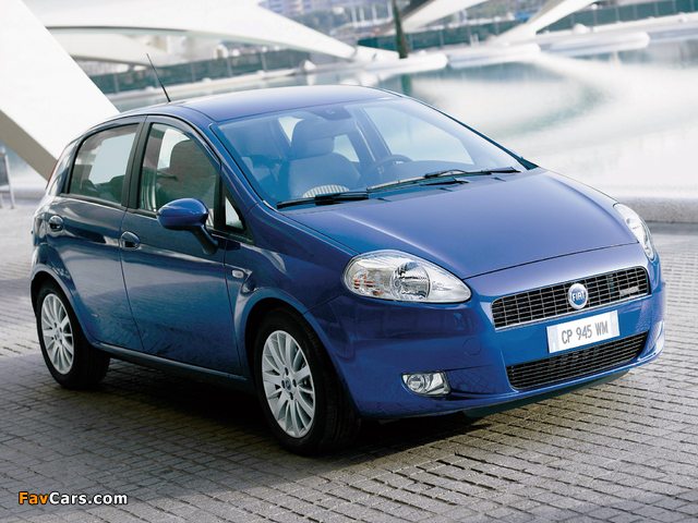 Pictures of Fiat Grande Punto 5-door (199) 2005–12 (640 x 480)