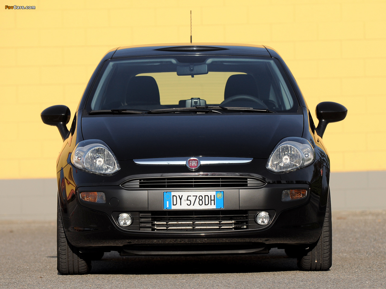 Pictures of Fiat Punto Evo 5-door (199) 2009–12 (1280 x 960)