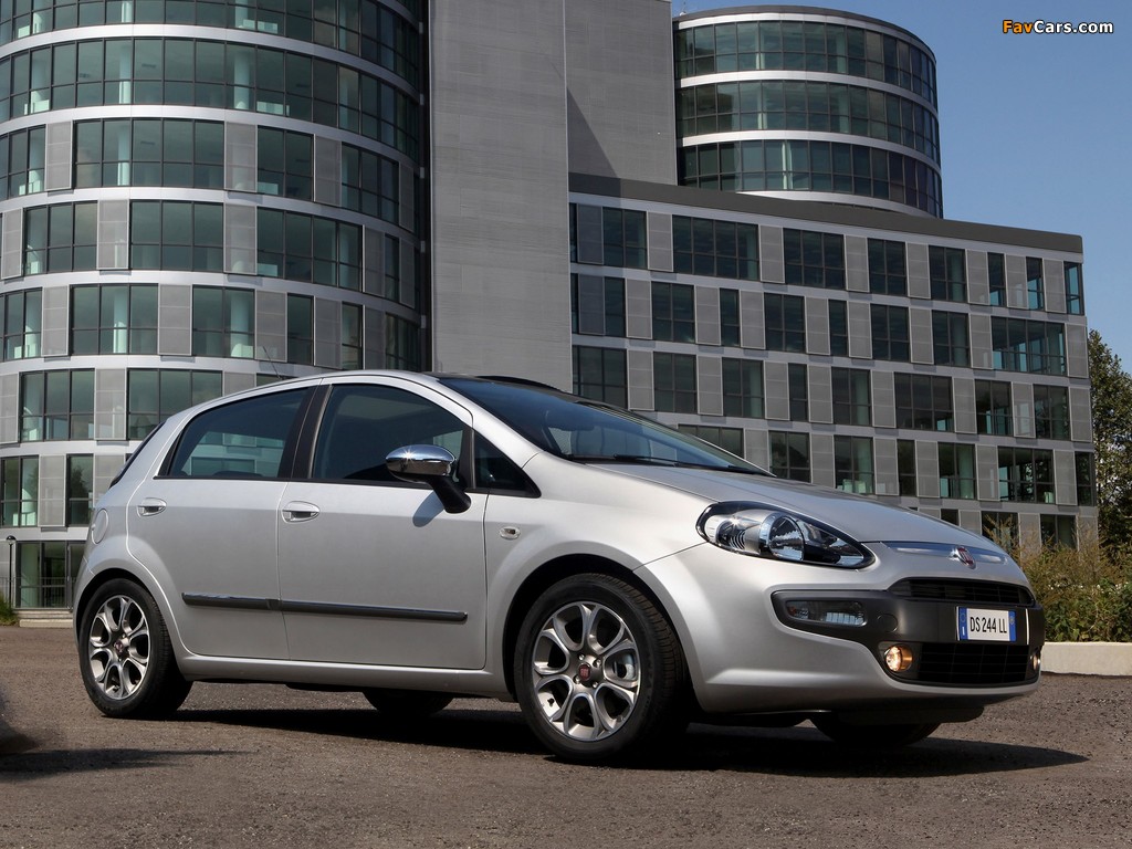 Pictures of Fiat Punto Evo 5-door (199) 2009–12 (1024 x 768)