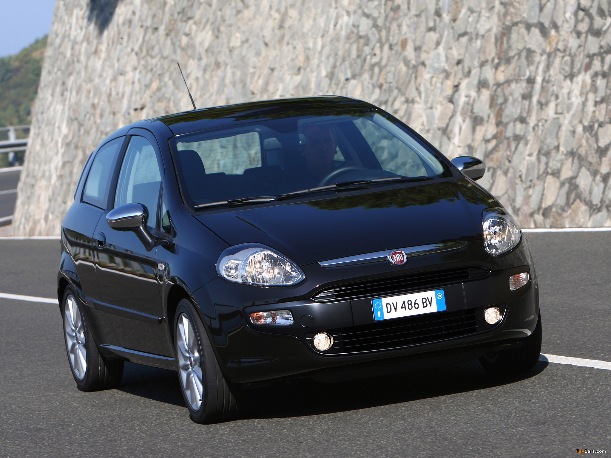 Pictures of Fiat Punto Evo 3-door (199) 2009–12 (2048 x 1536)