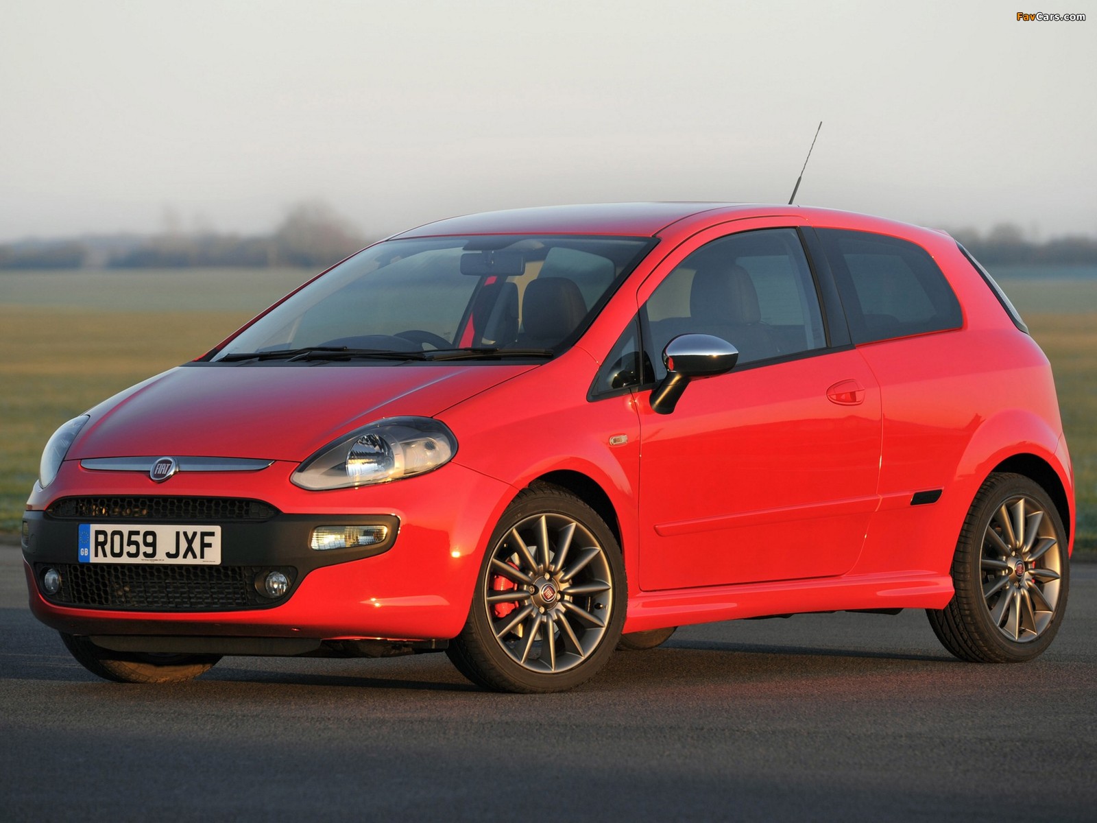 Pictures of Fiat Punto Evo 3-door UK-spec (199) 2010–12 (1600 x 1200)