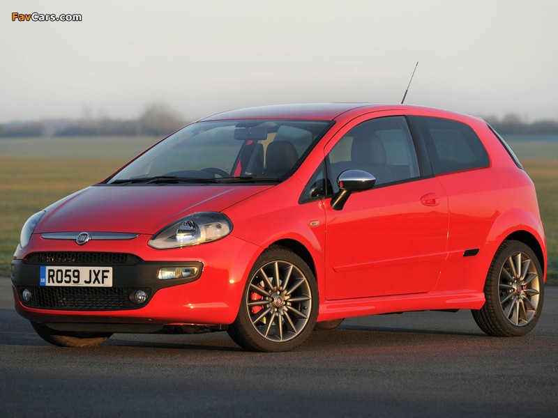 Pictures of Fiat Punto Evo 3-door UK-spec (199) 2010–12 (800 x 600)