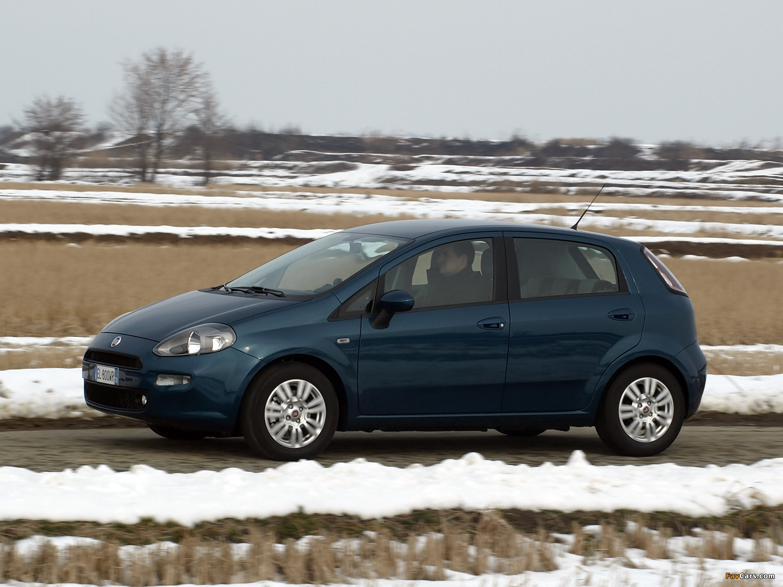 Pictures of Fiat Punto 5-door (199) 2012 (1600 x 1200)