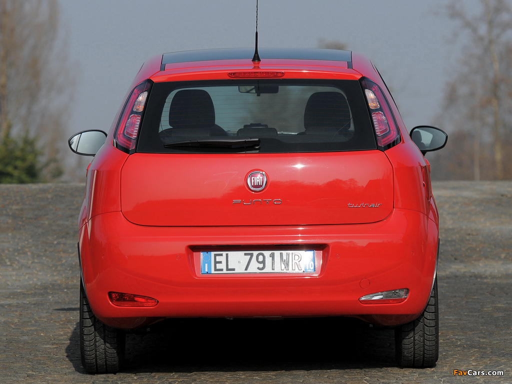 Pictures of Fiat Punto TwinAir 5-door (199) 2012–13 (1024 x 768)