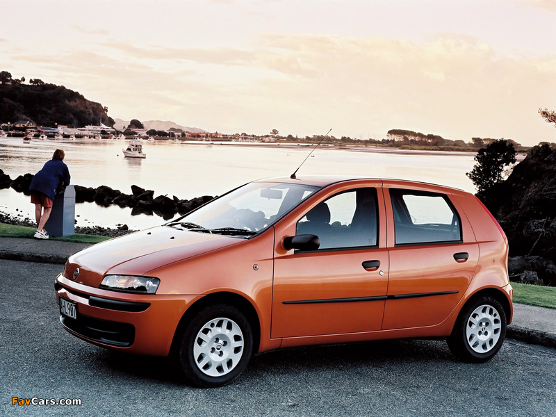 Fiat Punto 5-door NZ-spec (188) 2002–03 wallpapers (800 x 600)