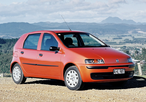 Fiat Punto 5-door NZ-spec (188) 2002–03 wallpapers