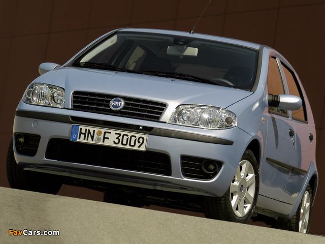 Fiat Punto 5-door (188) 2003–07 wallpapers (640 x 480)