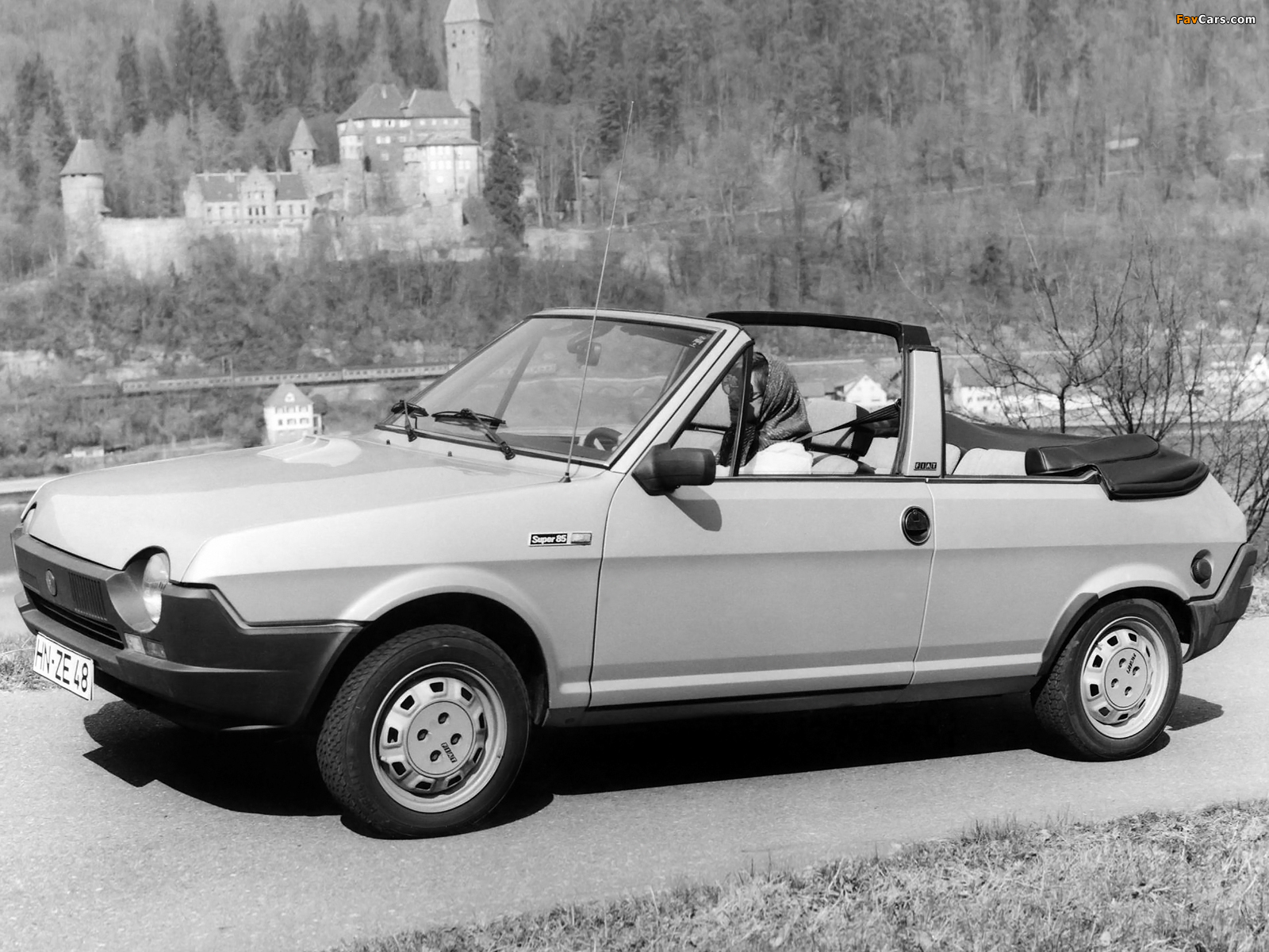 Pictures of Fiat Ritmo Cabrio 1981–82 (1600 x 1200)