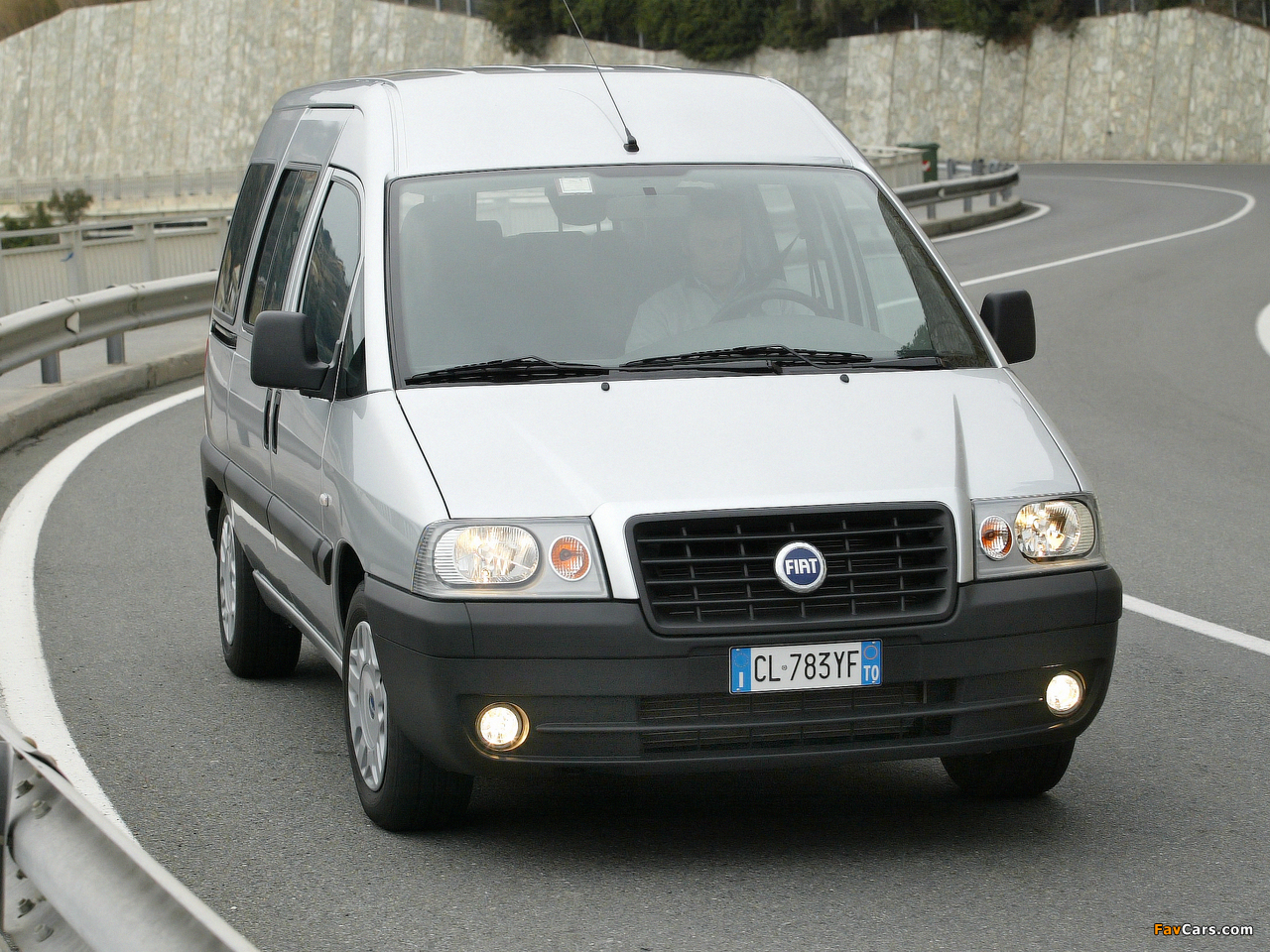 Fiat Scudo Combi 2004–07 pictures (1280 x 960)