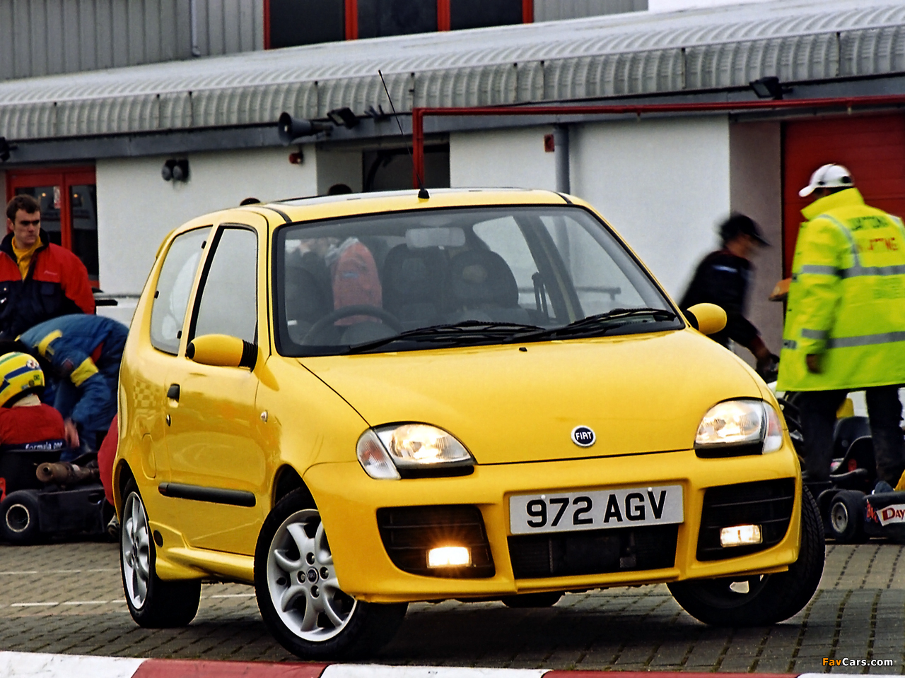Pictures of Fiat Seicento Sporting Michael Schumacher UK-spec 2001–03 (1280 x 960)
