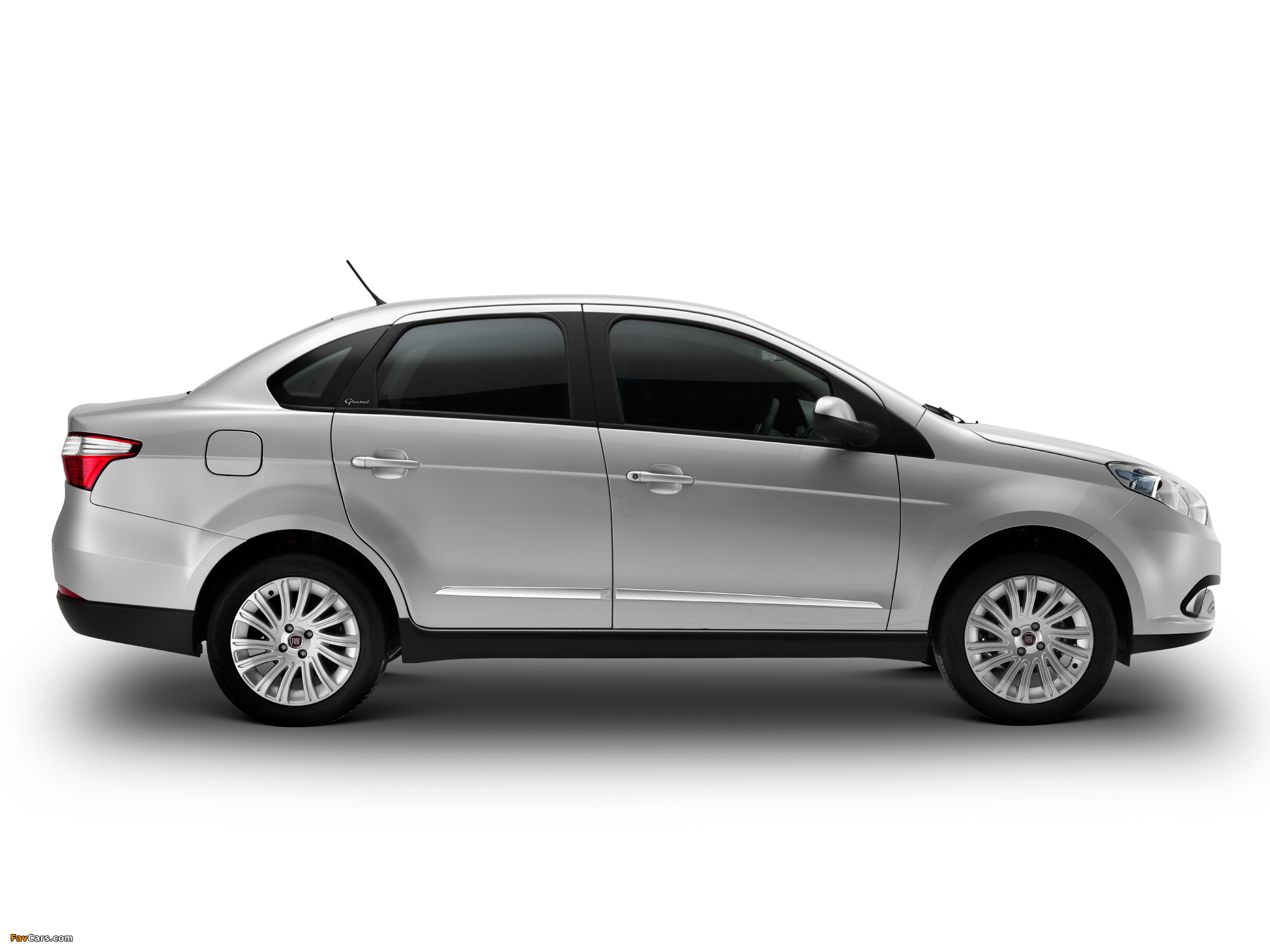 Fiat Grand Siena Essence (326) 2012 pictures (2048 x 1536)
