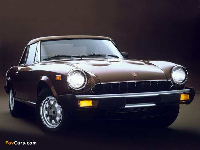 Images of Fiat 2000 Spider 1979–82 (640 x 480)