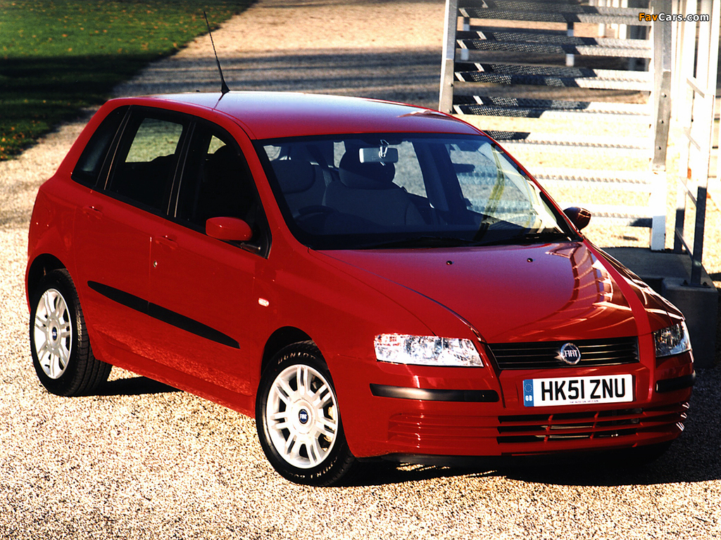 Fiat Stilo 5-door UK-spec (192) 2001–04 photos (1024 x 768)