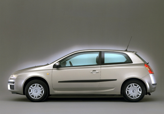 Fiat Stilo 3-door (192) 2001–06 pictures