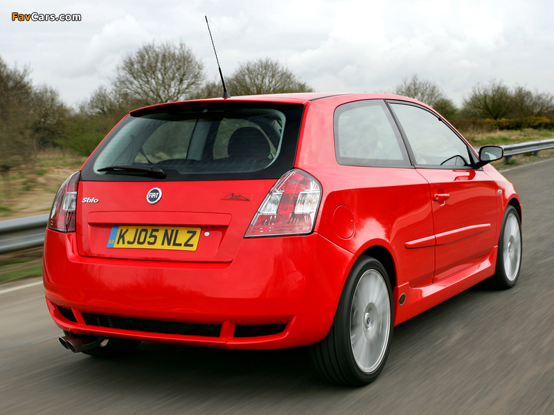 Fiat Stilo Michael Schumacher UK-spec (192) 2005 photos (800 x 600)