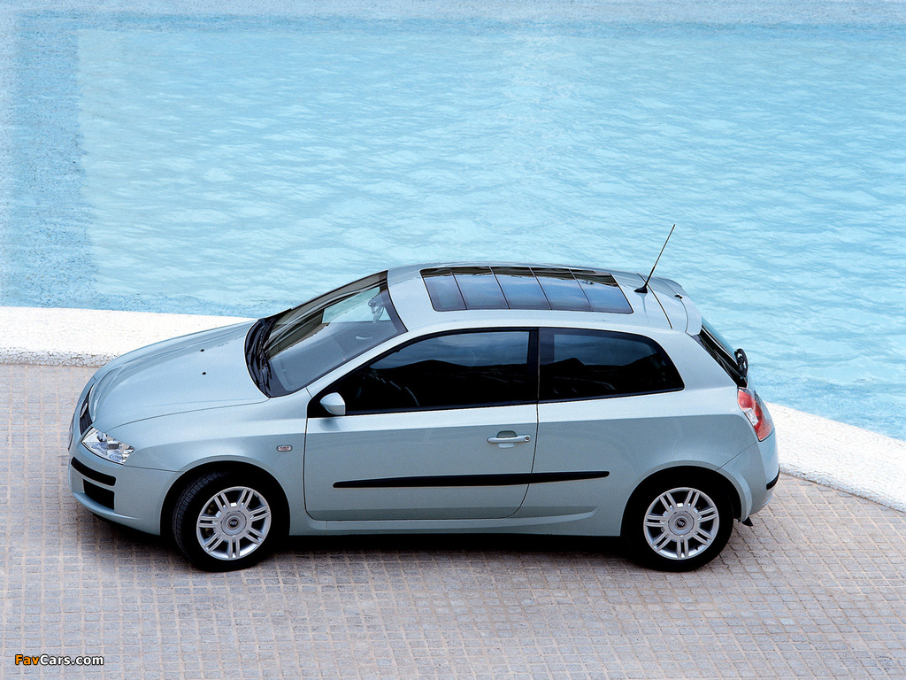 Images of Fiat Stilo 3-door (192) 2001–06 (1024 x 768)