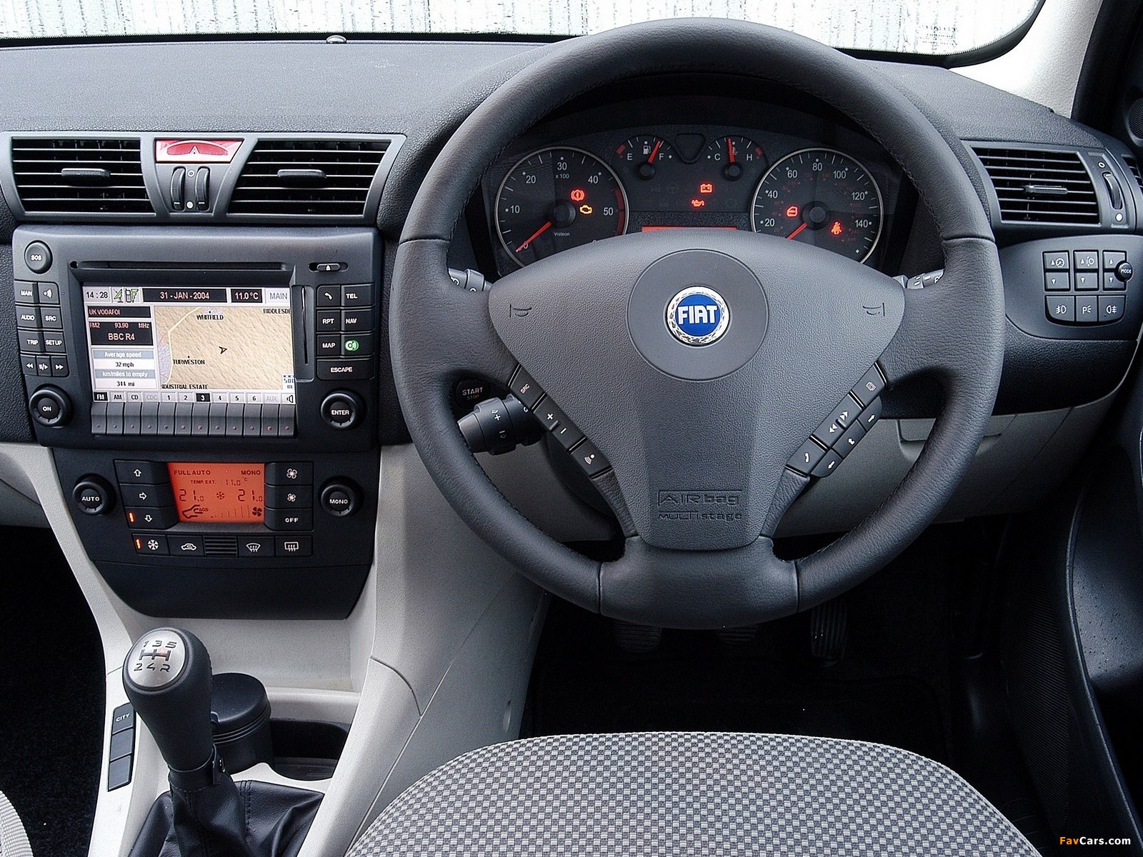 Images of Fiat Stilo 5-door UK-spec (192) 2004–06 (1600 x 1200)