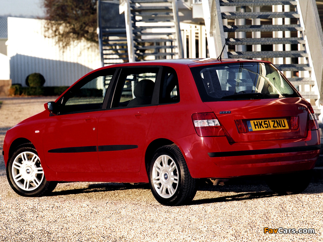 Pictures of Fiat Stilo 5-door UK-spec (192) 2001–04 (640 x 480)