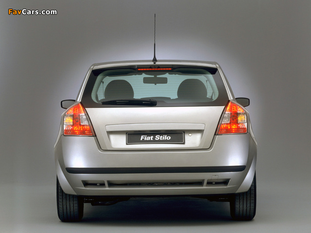 Pictures of Fiat Stilo 3-door (192) 2001–06 (640 x 480)