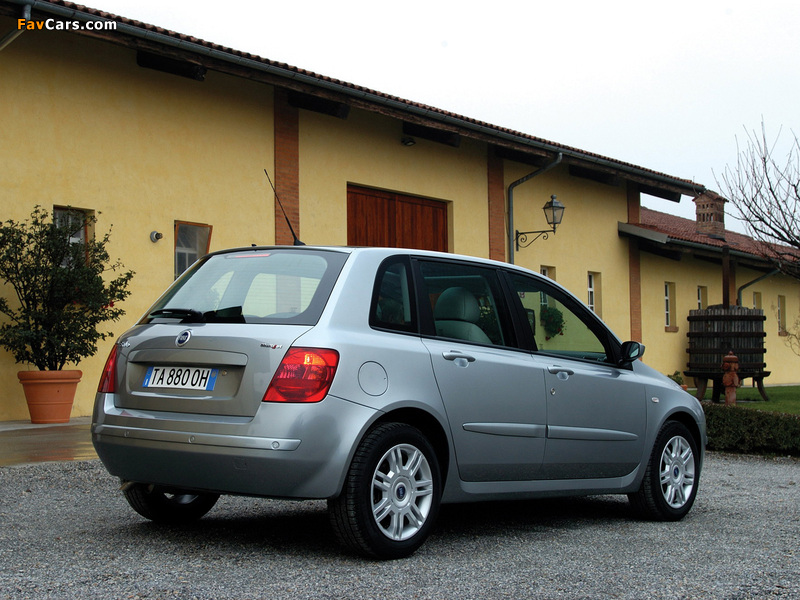 Pictures of Fiat Stilo 5-door (192) 2004–06 (800 x 600)