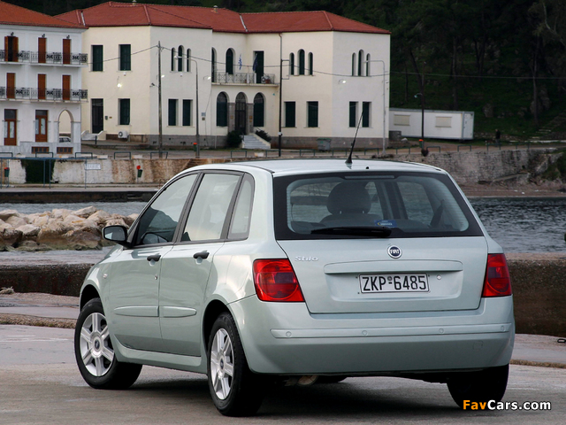 Pictures of Fiat Stilo 5-door (192) 2004–06 (640 x 480)