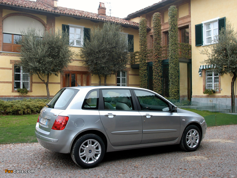 Fiat Stilo 5-door (192) 2004–06 wallpapers (800 x 600)