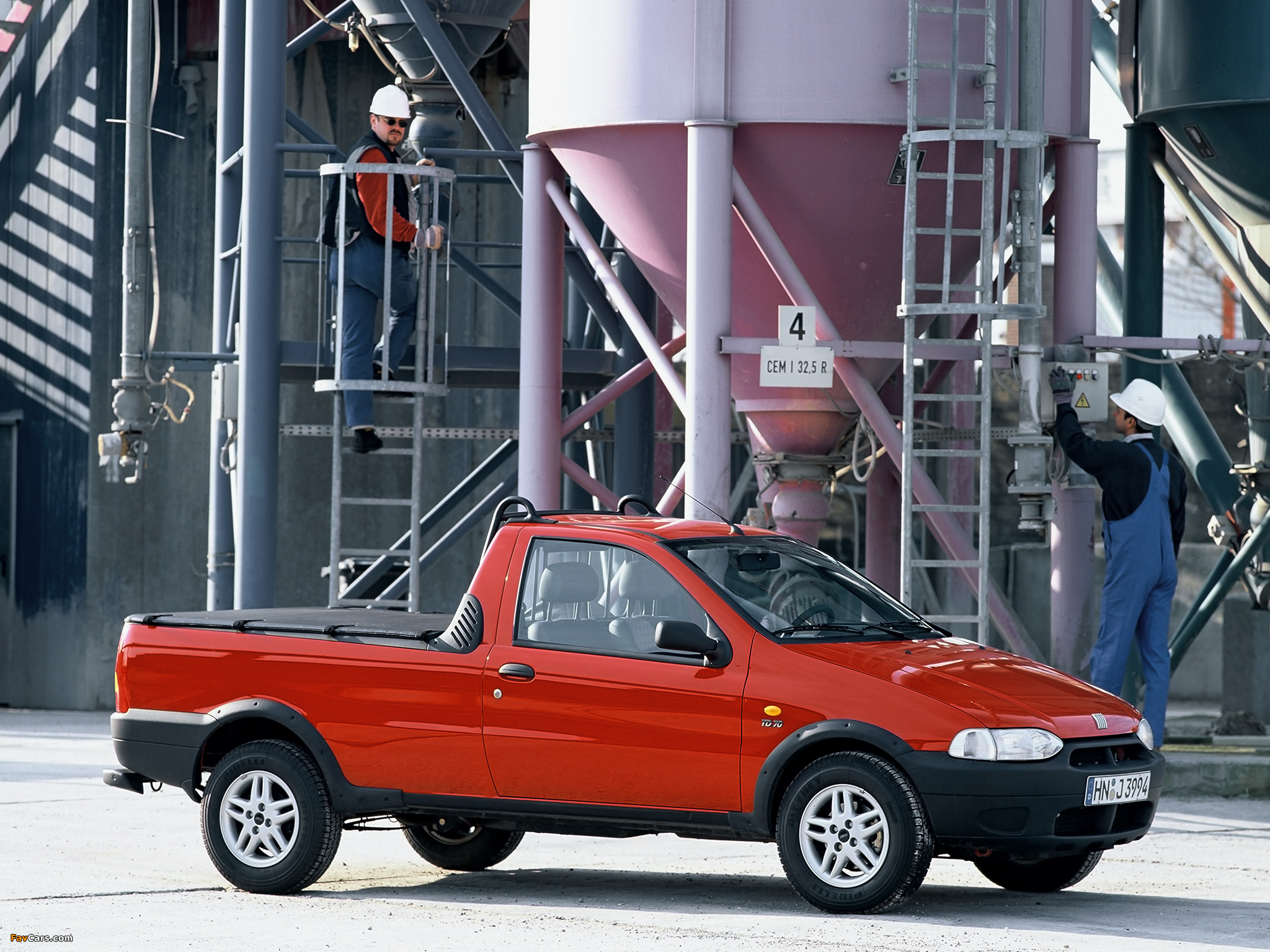 Fiat Strada EU-spec 1999–2003 photos (2048 x 1536)